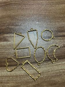 Golden Resin Open Necklace Charm