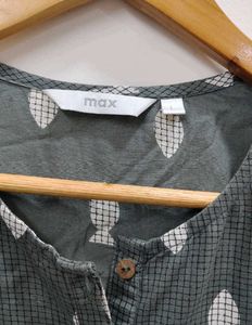Max Kurta Small