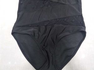 Chic Black One-Shoulder Swimsuit