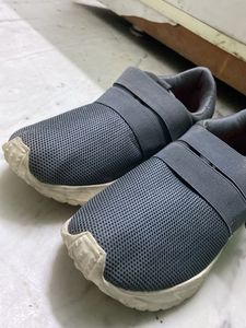 Lexa Slip-On Sneakers (unisex)