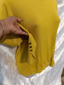 Sale 🌲🌲Zara Mustard Knit Sweater 💛