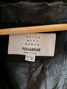 Pull &amp; Bear Stylish Black Zipper Jacket