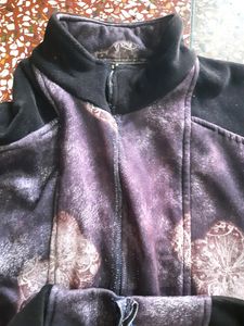 JACKET WITH NO CHAIN