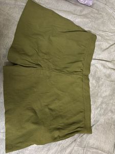 Olive Green Casual Shorts – Comfortable, Stylish &amp;