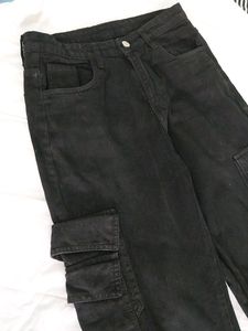H&M Black Cargo Denim Jeans 👖