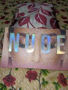Huda Beauty Eyeshadow