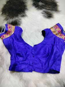 New Saree With Blouse Stitched