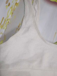 (1100)White Ribbed Knit Cropped Tank