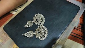 earings