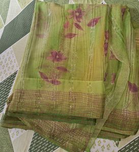 Green Floral Print Saree