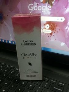 Lezaa Luxurious ClearVibe Face Wash
