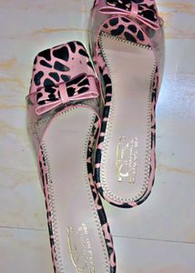 TRANSPARENT CRYSTAL HEELS 👠