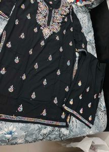 Black N Multi Colour Plazopair