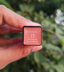 Swiss Beauty Matte Lipstick- real nude