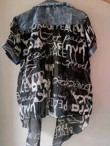 Stylish Graphic Print Top/ Shrug