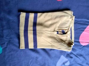 Buy 3 Tops And 1 Legging Duppata