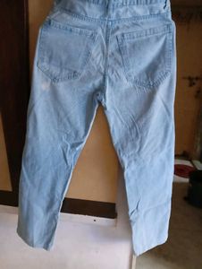 NEW STRAIGHT FIT JEANS