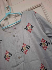 Embroidered Grey Kurta