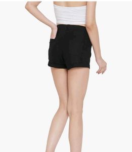 Black Cotton Women&#39;s  Denim Shorts