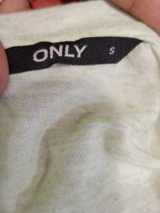 ONLY Brand Trouble Maker Crop TOP