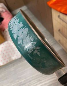 Nonsticky Pan