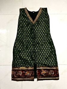 Kurti Bottle green Zari Abstract Work