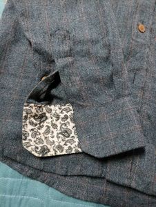 Stylish grey Patterned Shirt