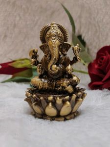 Ganesh Ji With Singhasan