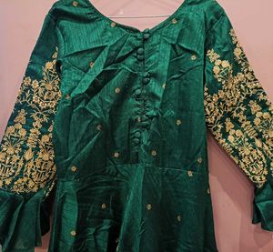 Green Embroidered Kurta Suit