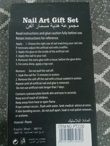 Grey nail art