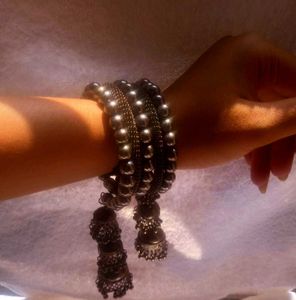 Edgy Oxidised &amp; Seashell Bracelet