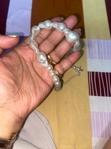 Authentic Elegant  Trendy Rich Pearls Necklace