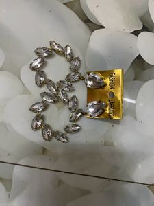 Freee 1 Earring