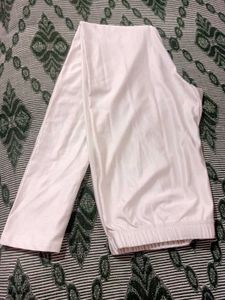 Off White Strachable Leggins