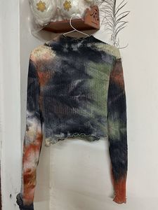Tie-Dye Long Sleeve Top