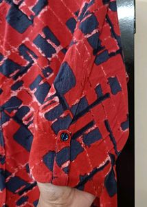 Red Feeding Kurti(Front Hook)