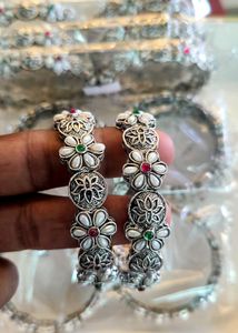 Floral Bangle Set