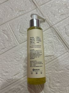 FOYU Vitamin C Face Wash