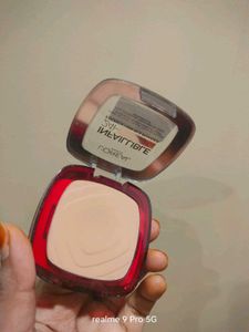 Loreal Paris Infallible Powder Foundation