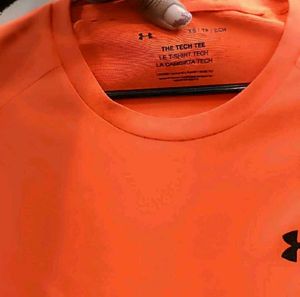 Orange Under Armour T-shirt