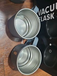 Vaccum Flask Set With Cup