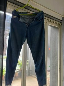 Frayed Hem Jeans