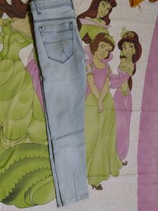 Light Wash Denim Jeans