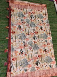 Floral &amp; Checked  Saree
