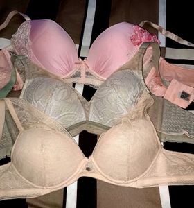 Imported Padded Bra Combo Set In Wholesale Price
