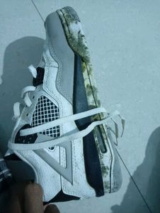 Air Jordan Retro 4 Shoes