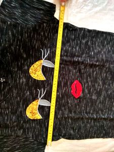 Black Melange T-shirt With Sequin Eyeshadow
