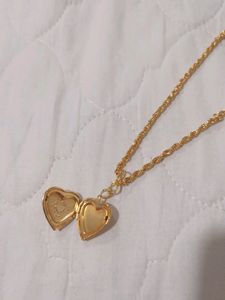 heart locket chain