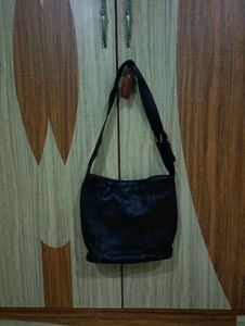 Vintage Coach Leather Shoulder Bag