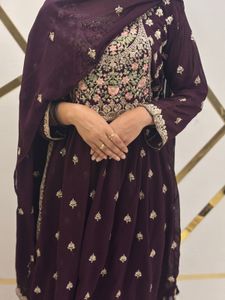 Nyra cut kurti set